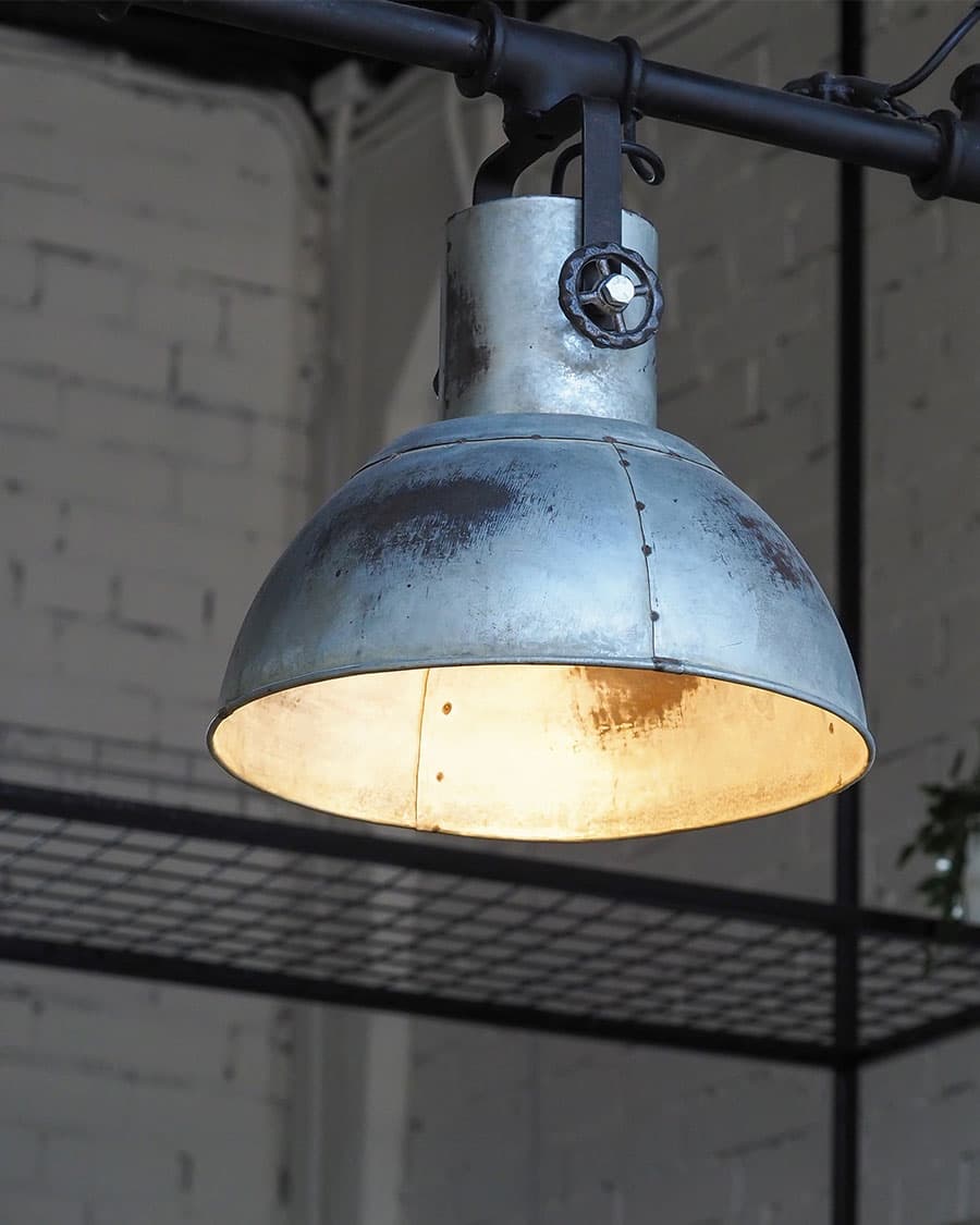Ambiance — suspensions industrielles