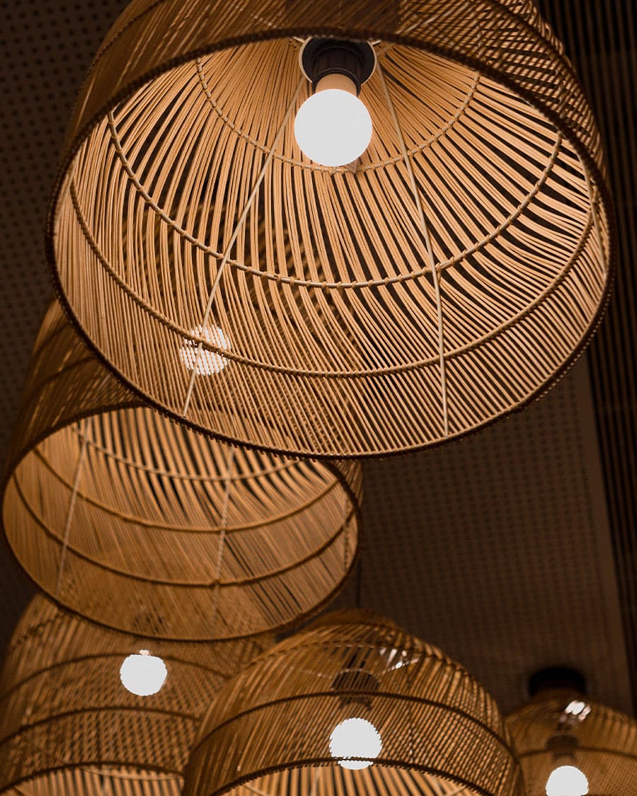 Ambiance — suspensions en rotin