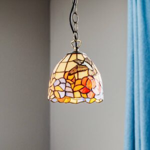 Suspension Tiffany Colibri avec abat-jour coloré et motif de colibri