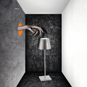 Lampe Zafferano Poldina argentée avec abat-jour tactile et éclairage LED rechargeable