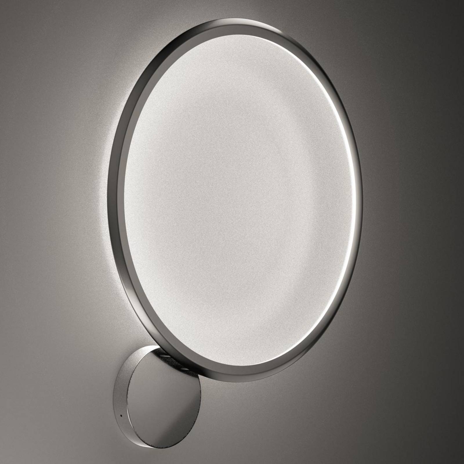 Applique LED Artemide Discovery en aluminium brossé, anneau fin et disque lumineux — vue 3
