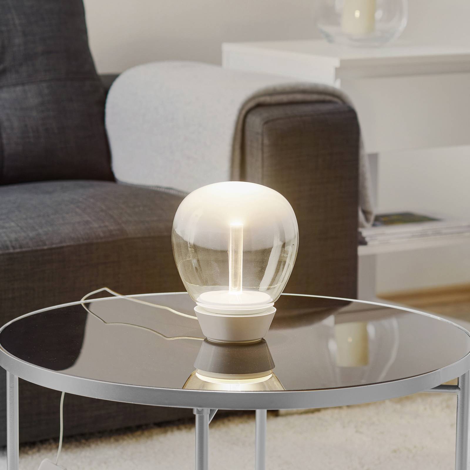Lampe à poser Artemide Empatia avec diffuseur en verre soufflé et pied lumineux