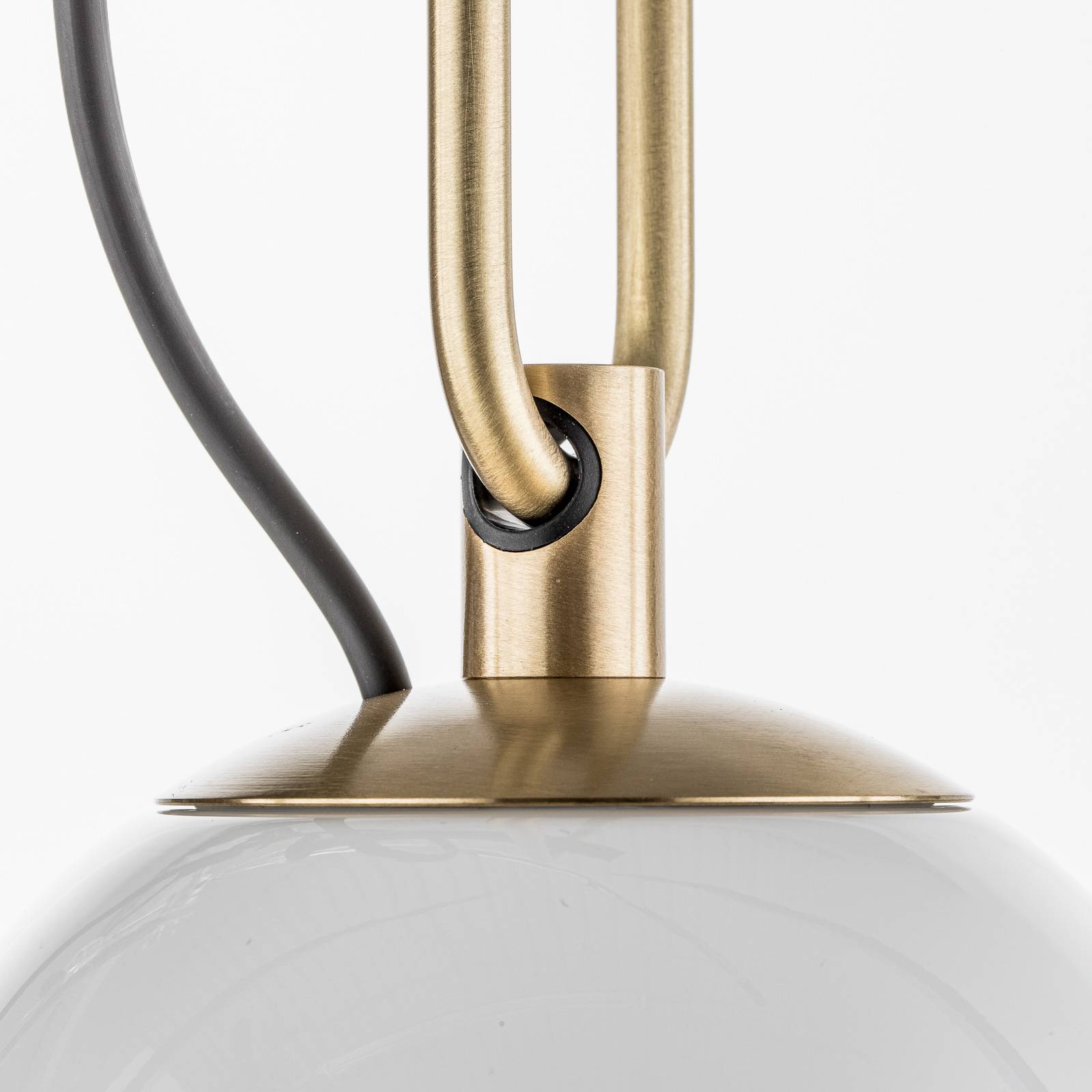 Applique Artemide nh Wall avec globe blanc soufflé et structure métallique — vue 4