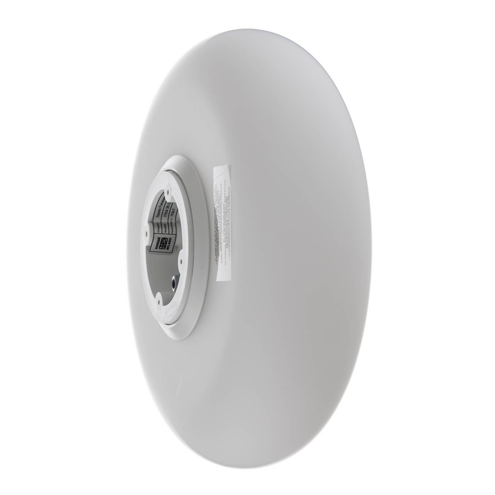 Applique Artemide Itka ronde en verre soufflé, posée sur un mur clair — vue 4