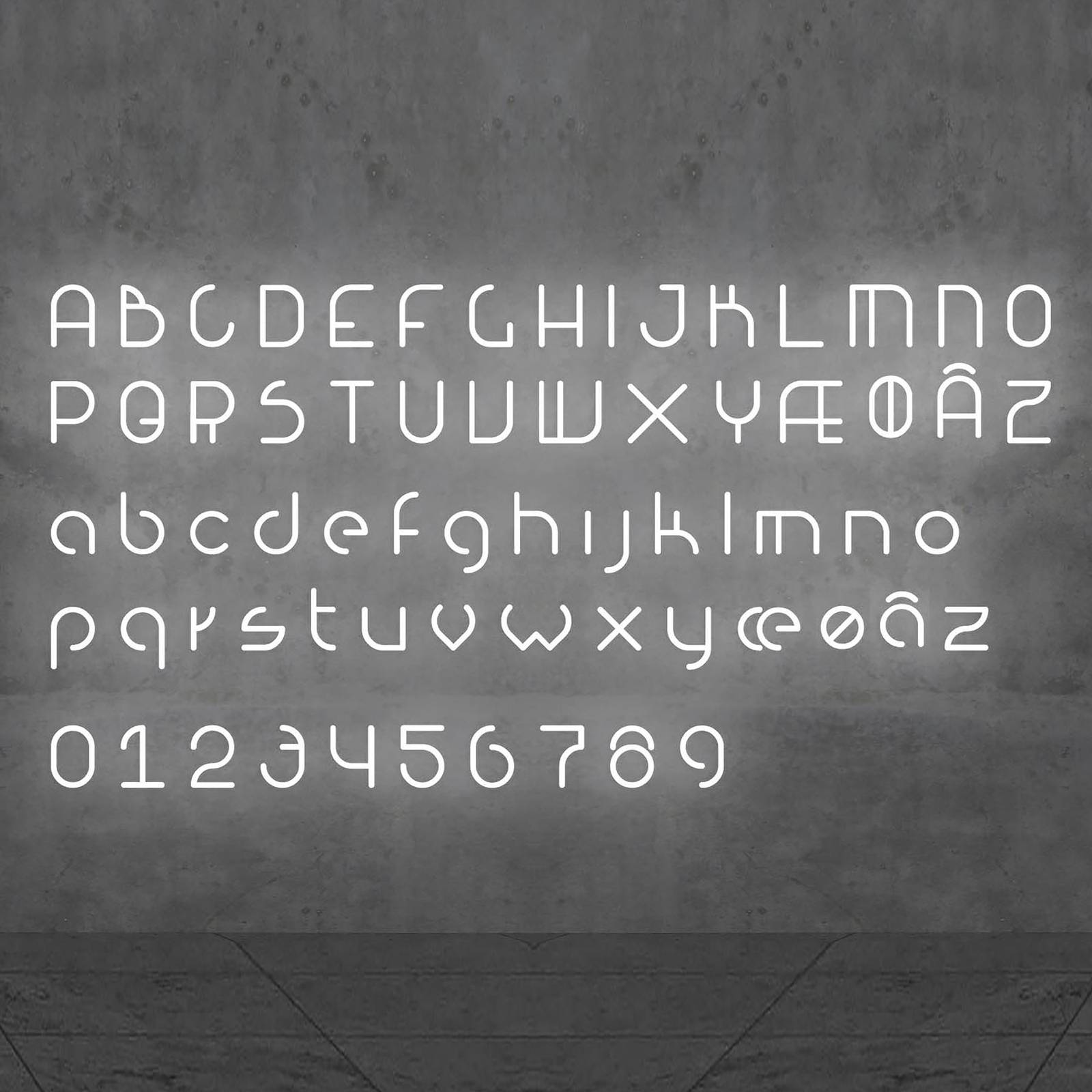 Applique Artemide Alphabet of Light minuscule s installée sur un mur — vue 2