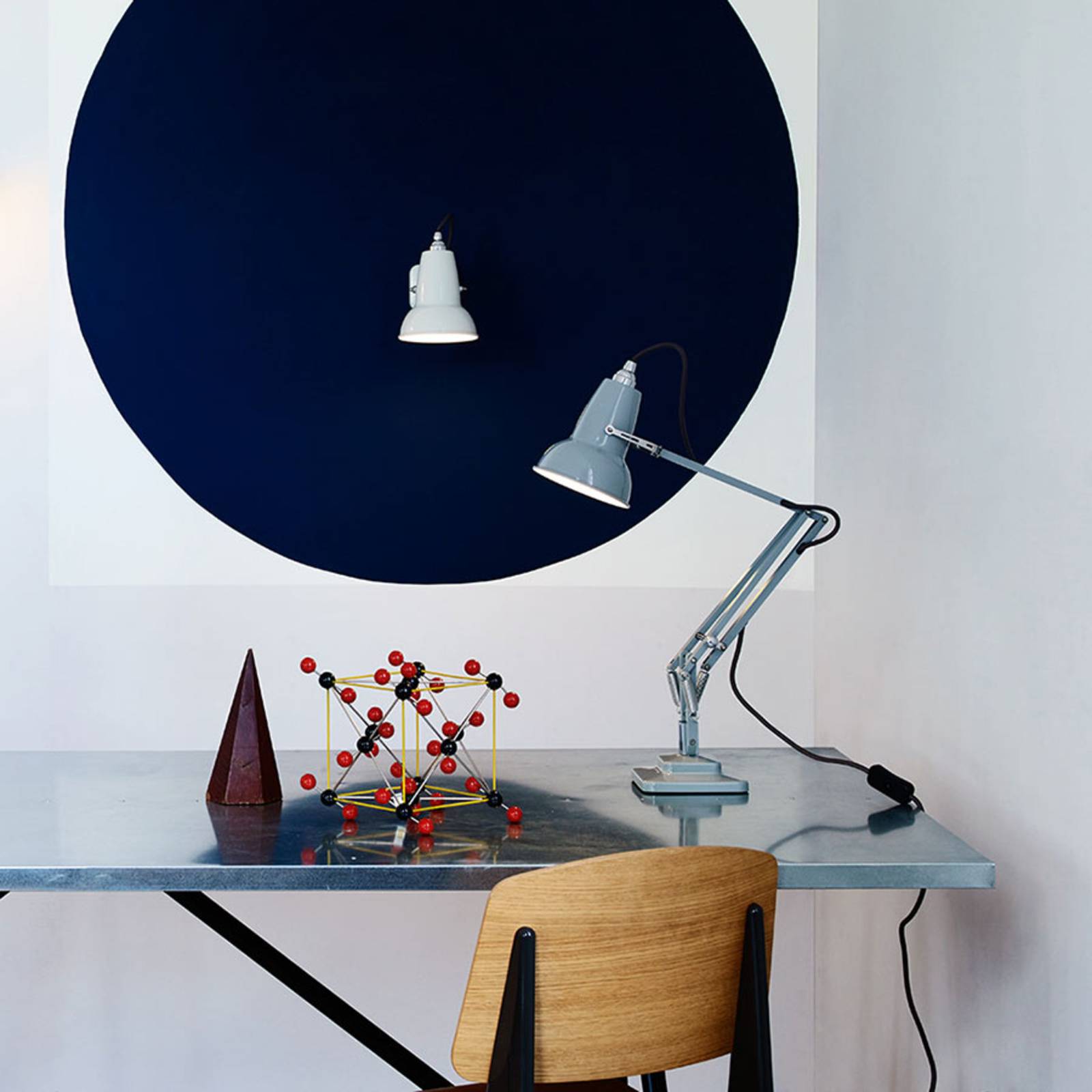 Lampe Anglepoise 1227 Mini grise à bras articulé et câble textile — vue 3