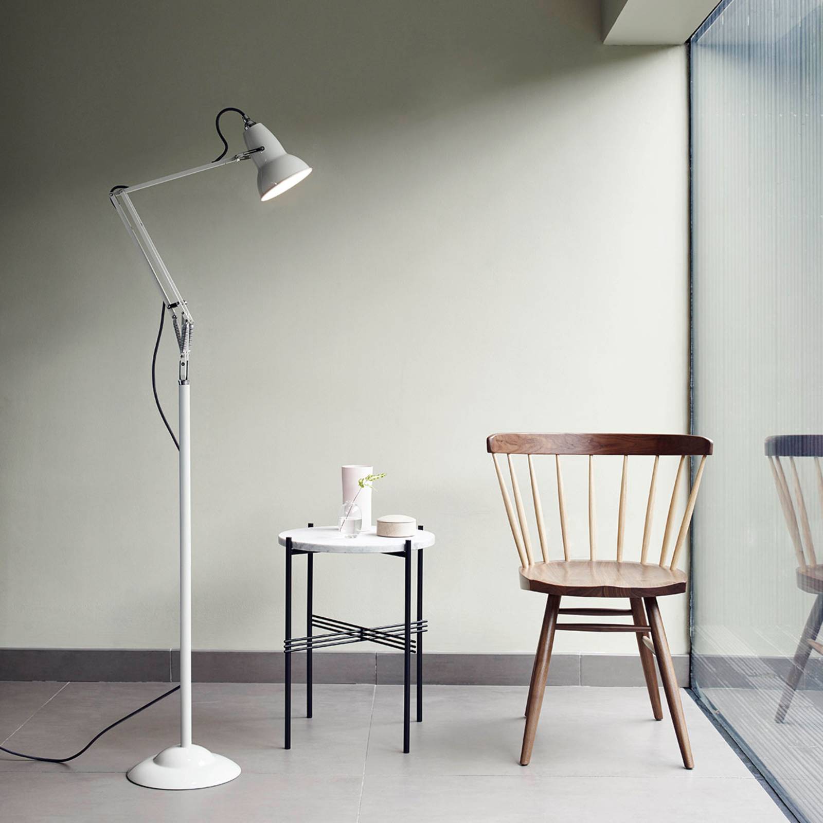 Anglepoise Original 1227 lampadaire blanc lin à bras articulé équilibré — vue 2