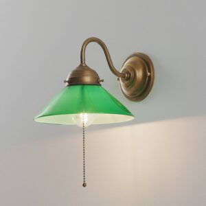 Applique KONRAD à abat-jour vert et support en laiton teinté