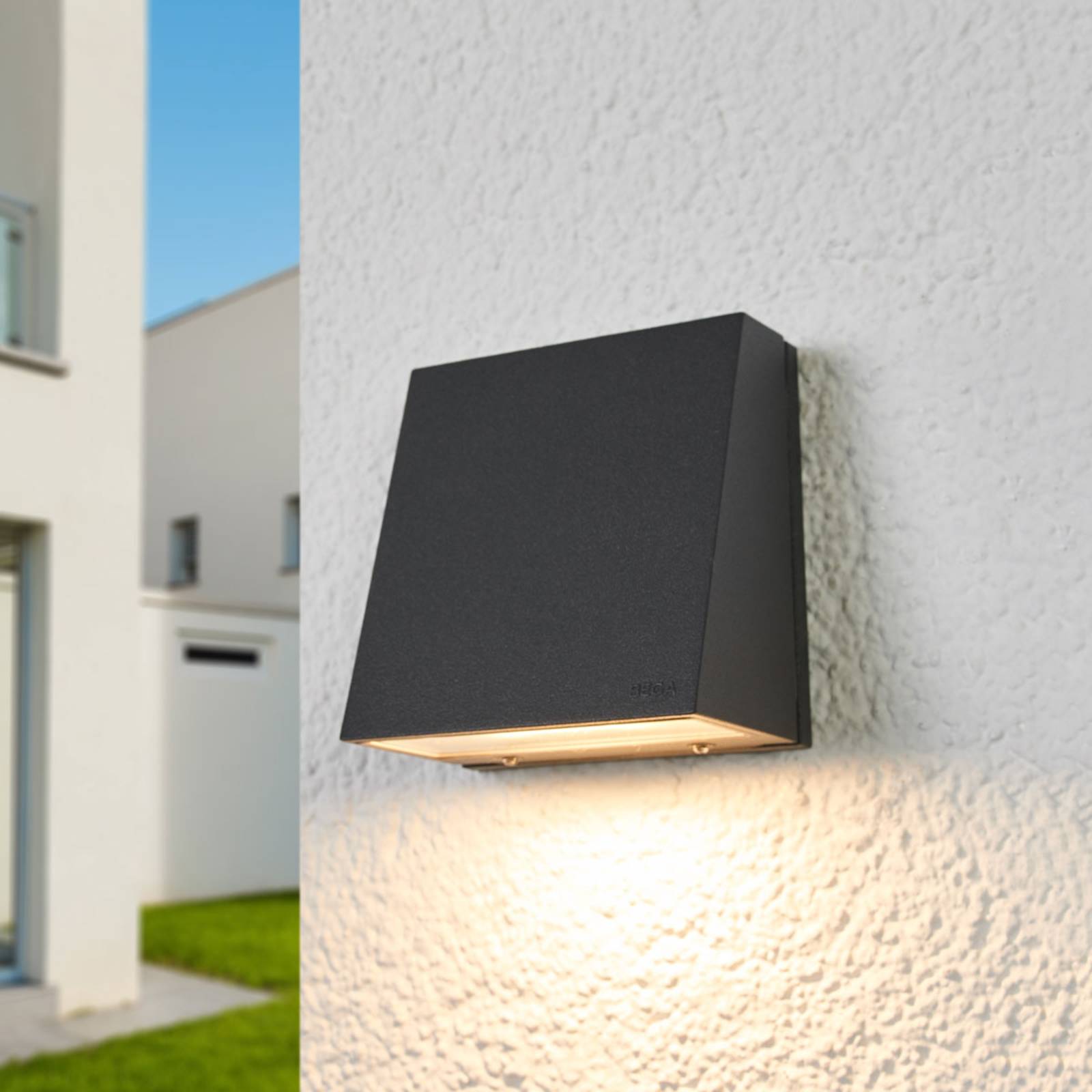 Applique BEGA 22215K3 graphite compacte pour éclairage extérieur à lumière chaude