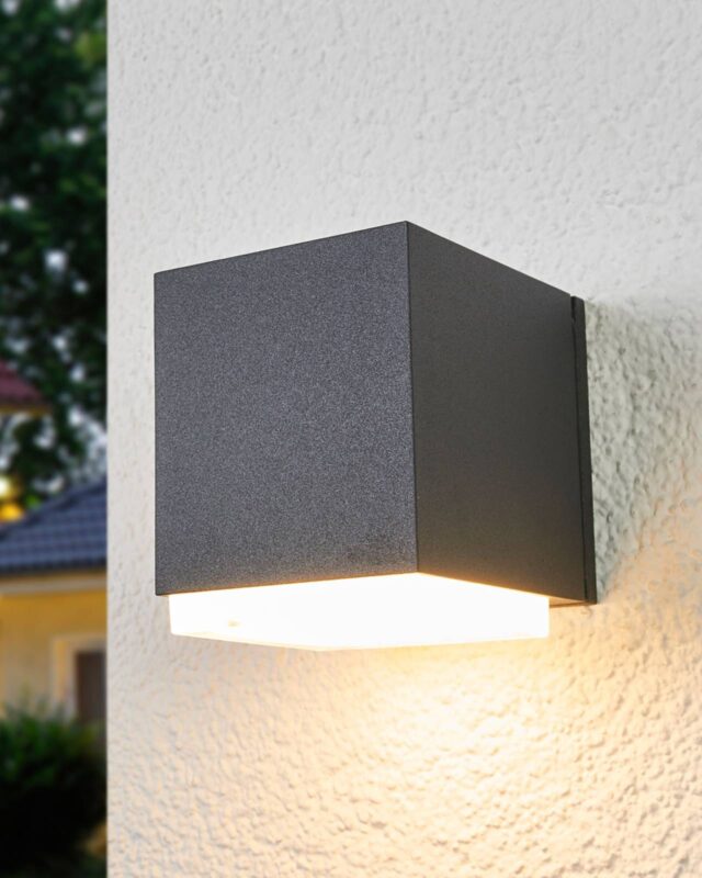 Vue de l’applique LED BEGA 33405K3 graphite diffusant vers le bas