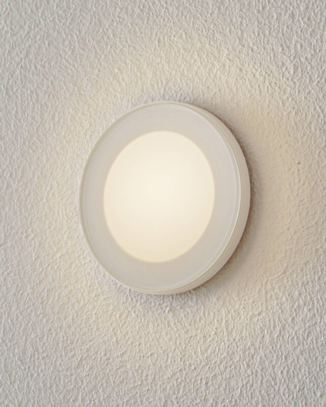 Applique encastrable BEGA Accenta ronde avec anneau blanc et diffuseur opale