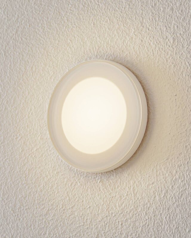 Applique BEGA Accenta ronde encastrable avec diffuseur opale et anneau blanc