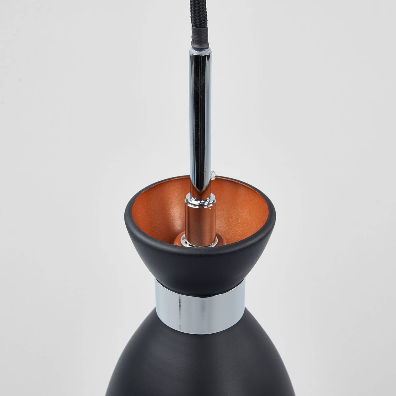 Suspension FARO BARCELONA Retro noire et dorée avec détails chromés — vue 4