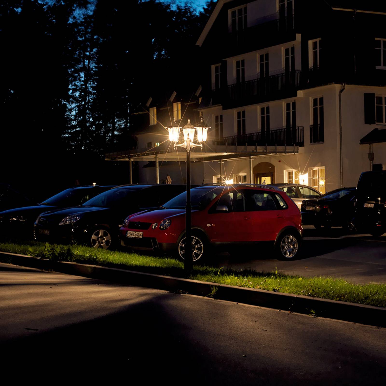 Lampadaire Albert Leuchten 2099 noir à trois lanternes en verre transparent — vue 2