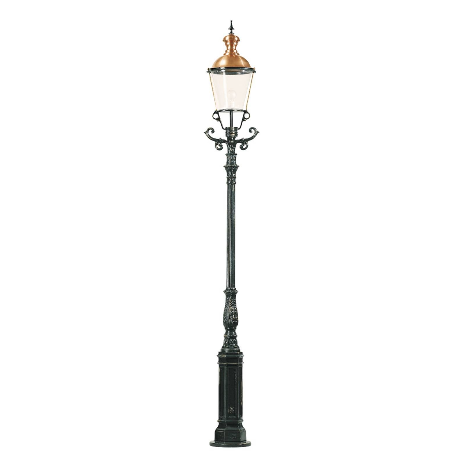 Lampadaire K.S. Verlichting Düsseldorf vert, au toit en cuivre et abat-jour transparent