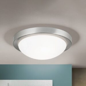 Plafonnier MINEA nickelé avec diffuseur rond en verre opale au plafond