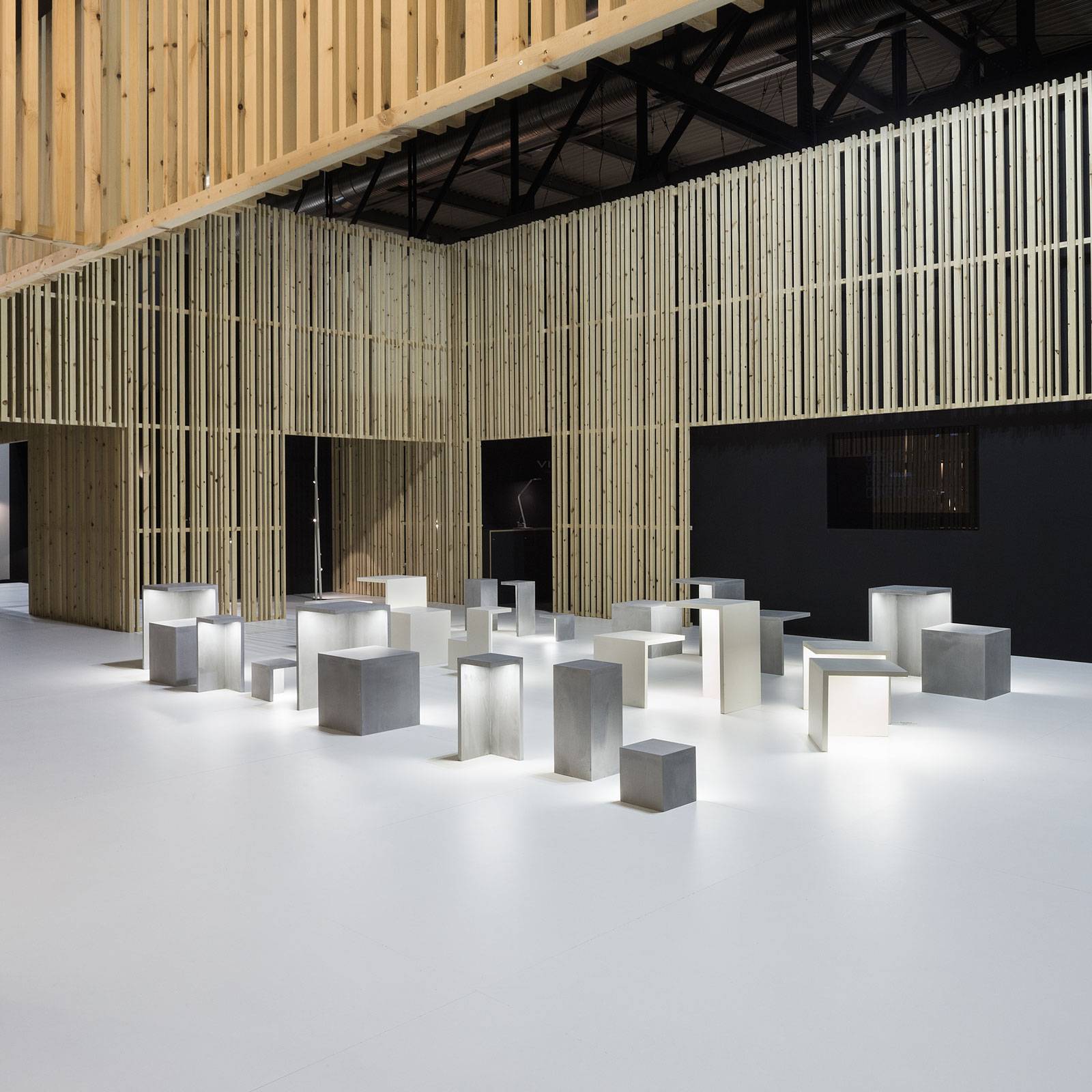 Luminaire extérieur Vibia Empty 4135 en béton polymère avec LED intégrées — vue 3